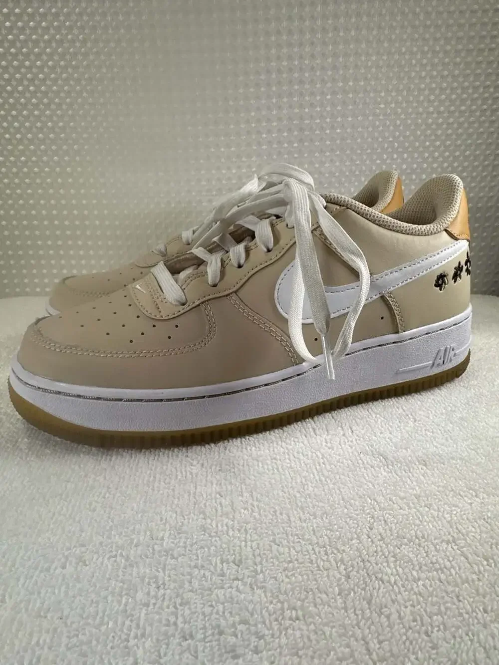 Nike Air Force 1 Low '07 LX Flower Sanddrift Gum Sole